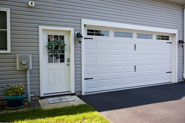 24/7 Emergency Garage Door Panel Replacement experts in West Hazleton, PA